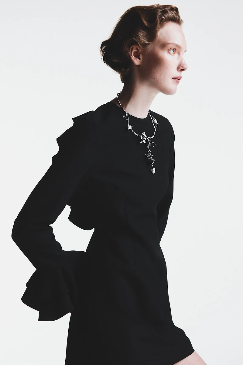 Flower-Detail Necklace