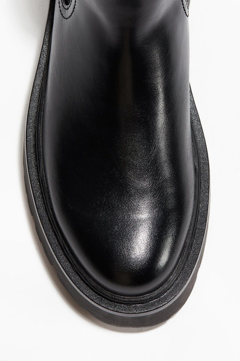 Chunky Chelsea Boots