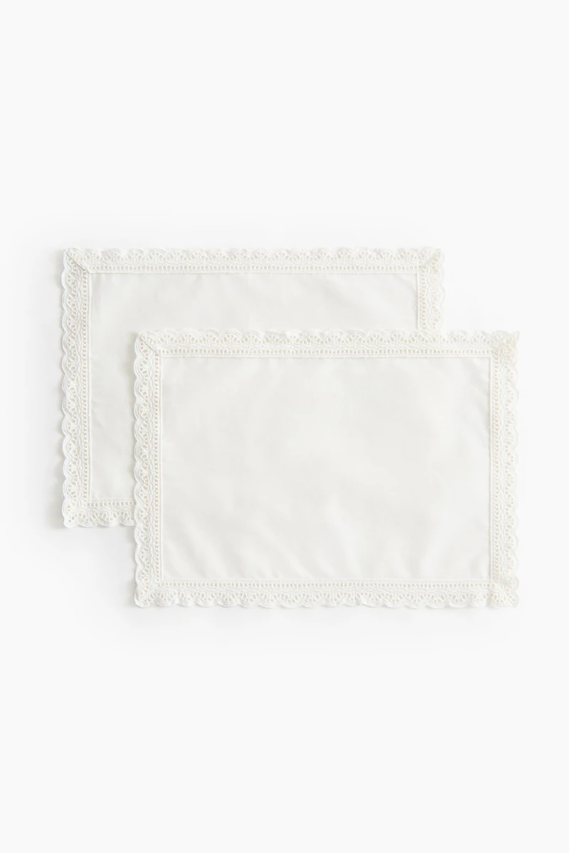 2-Pack Lace-Trimmed Placemats