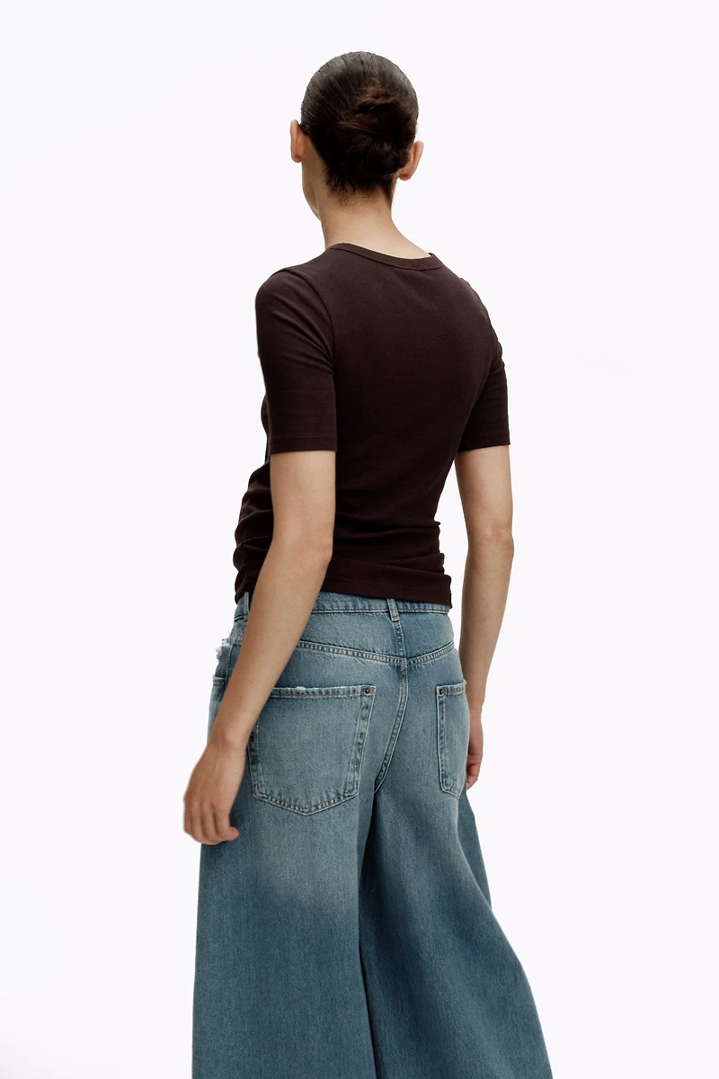 MAMA Ribbed T-Shirt