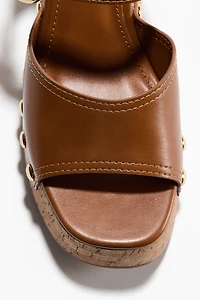 Sandales à talon compensé