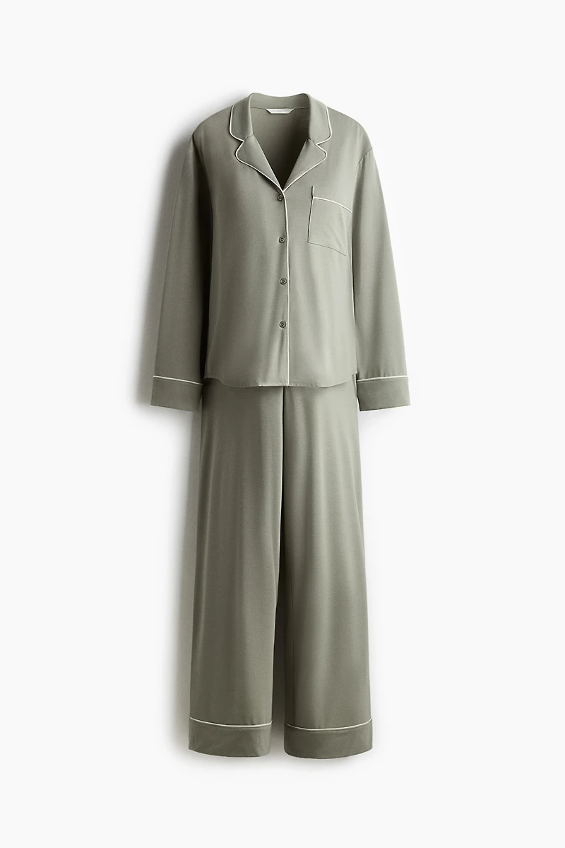 MAMA Piping-detail Pajamas