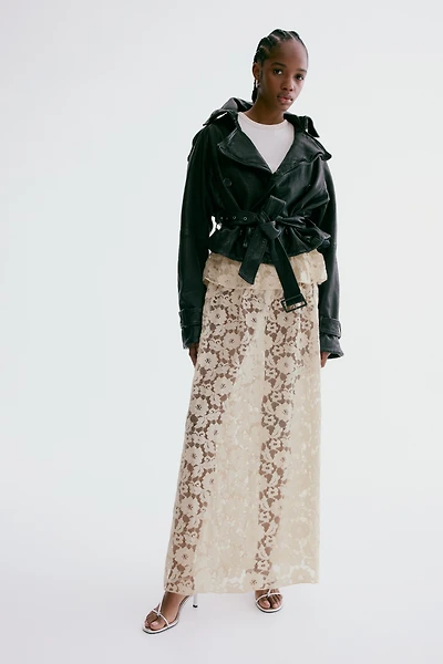 Jupe midi en dentelle