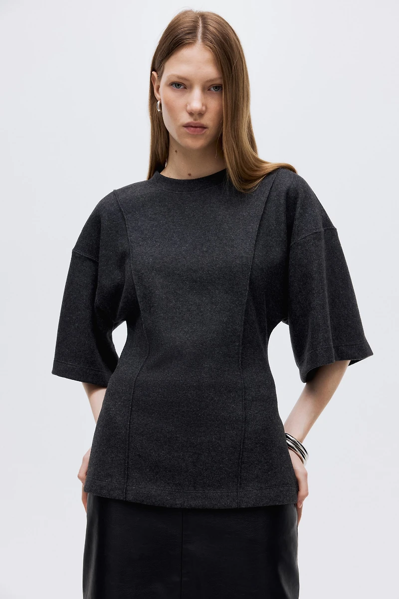 Loose-Fit Fine-Knit Top