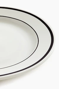 Medium-Sized Porcelain Plate
