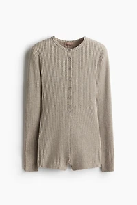 Combinaison en tricot côtelé