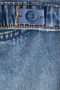 Relaxed Tapered Fit Jeans