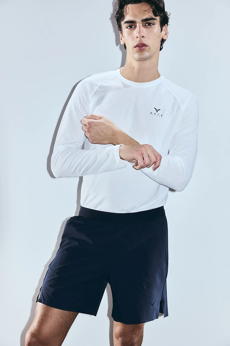 Mid-Length Sports Shorts with DryMove™