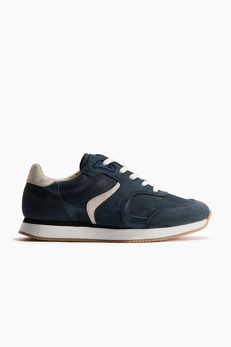 Retro Sneakers
