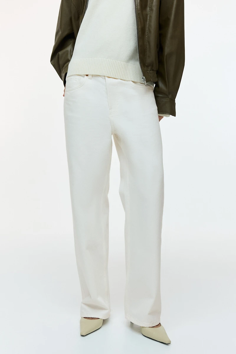 Jean classique aux jambes larges