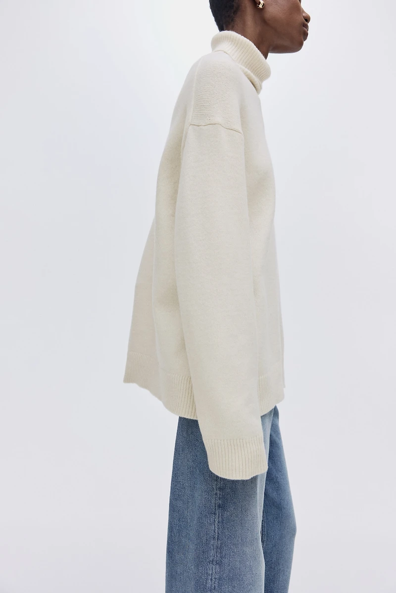 Chandail ample à col roulé