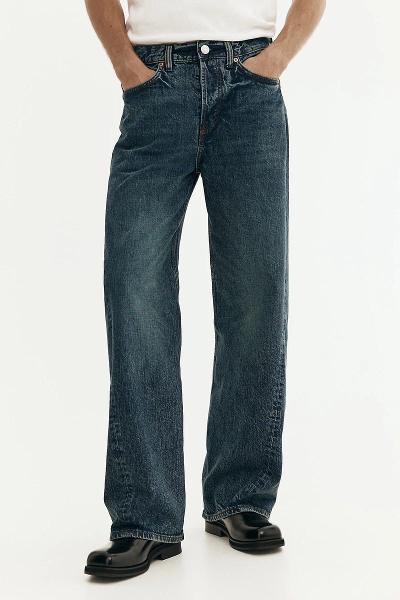 Loose-Fit Straight Twisted-Leg Jeans