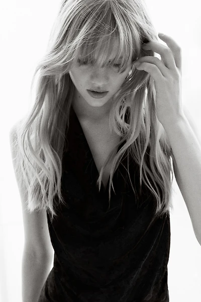 Haut en velours à dos dénudé