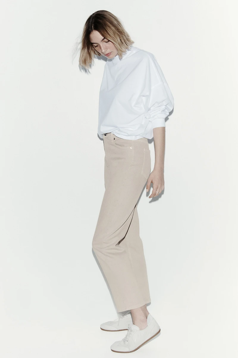 Jean Mom à la cheville près du corps taille haute