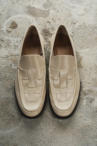 Mocassins tressés