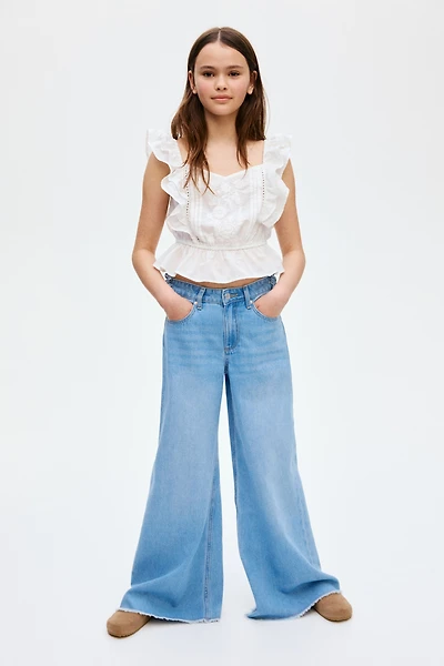 Wide-Leg Jeans