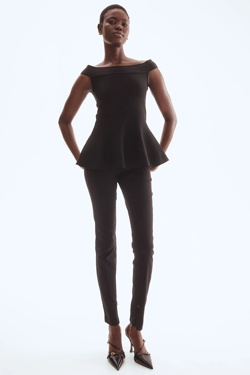 Haut péplum à épaules dénudées