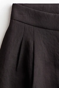 Pantalon en sergé avec jambes ballon