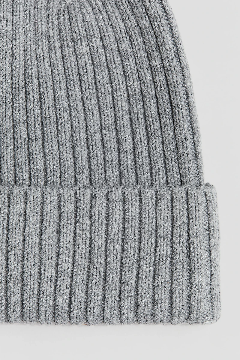 Tuque en tricot côtelé