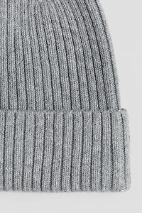 Tuque en tricot côtelé