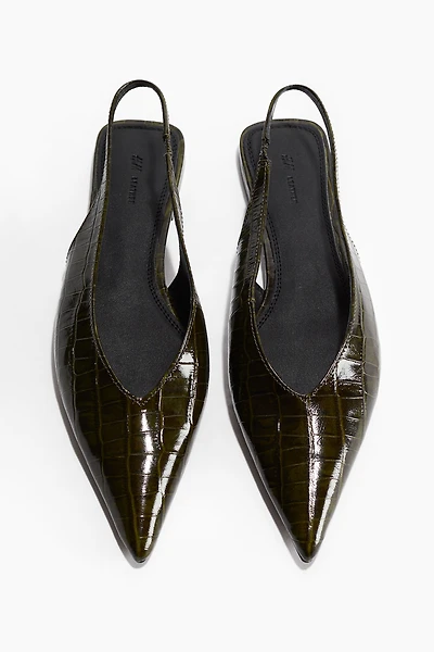 Escarpins en cuir avec bride arrière