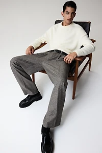 Regular Fit Fine-Knit Sweater