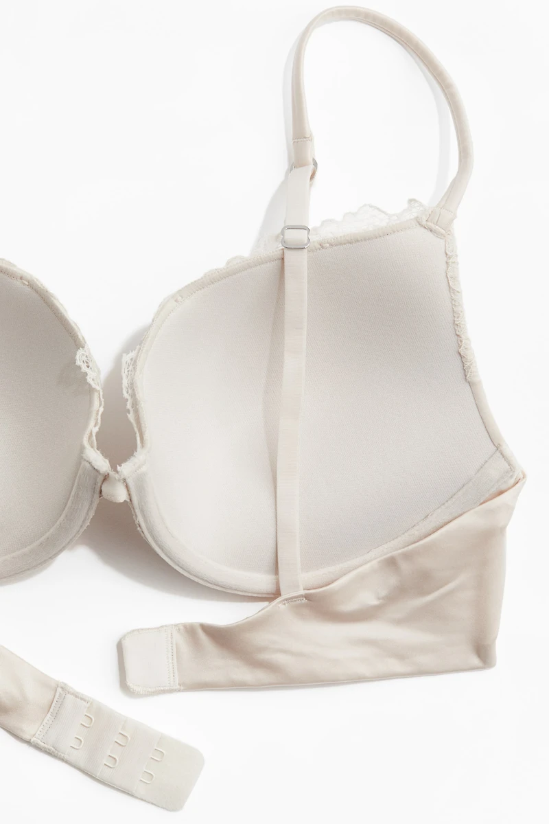 Soutien-gorge pigeonnant en microfibre et dentelle