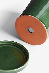 Petit pot pour aromates avec soucoupe