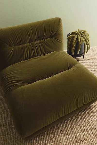 Large Plant Pot on Stand