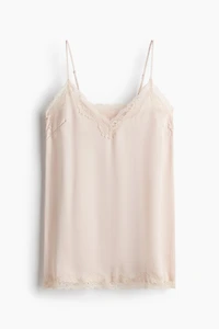 Nuisette en satin avec dentelle