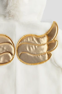 Costume