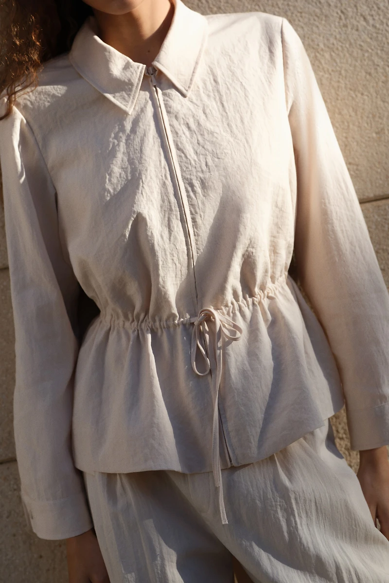 Peplum Shirt with Zipper