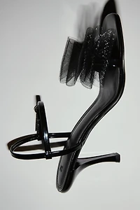 Sandales à talon avec brides fines