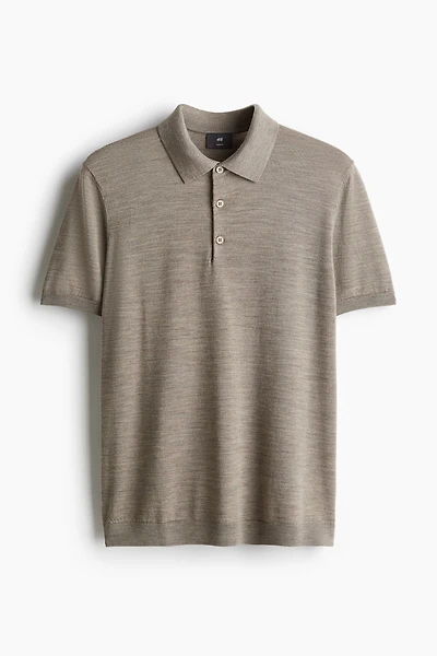 Polo près du corps en laine