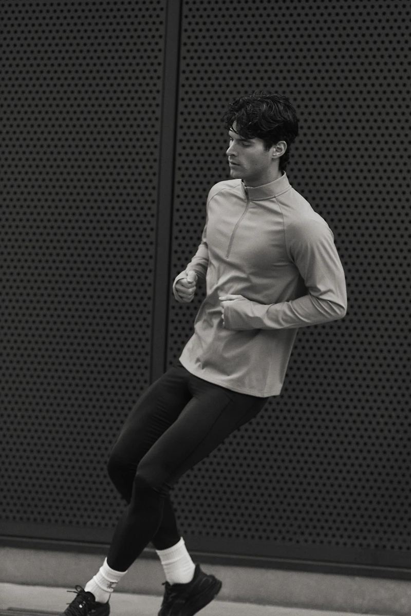 Pocket-Detail Running Tights with DryMove™