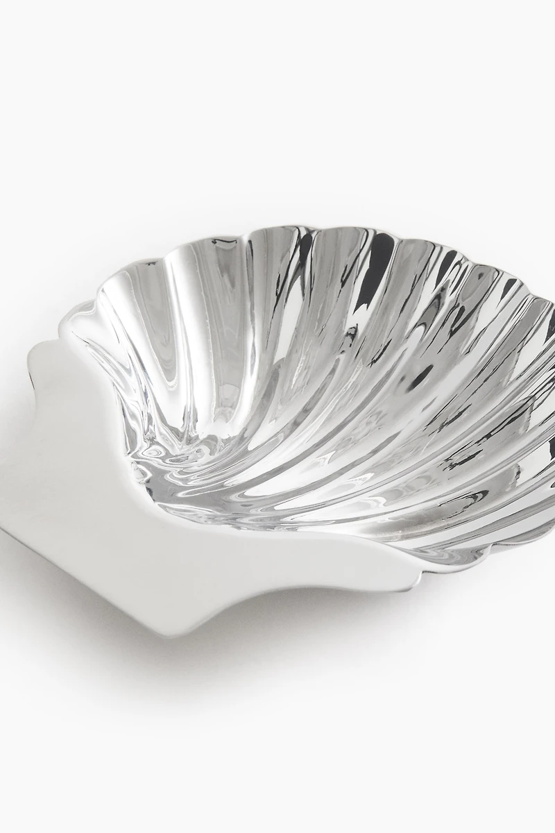 Small Seashell-Shaped Serving Bowl