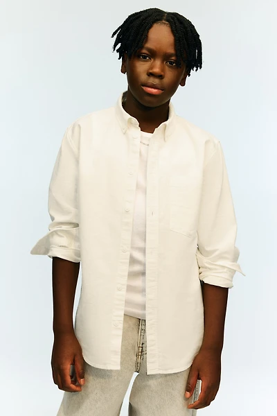 Chemise en coton avec col à pointes boutonnées