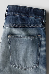 Relaxed Tapered Fit Jeans