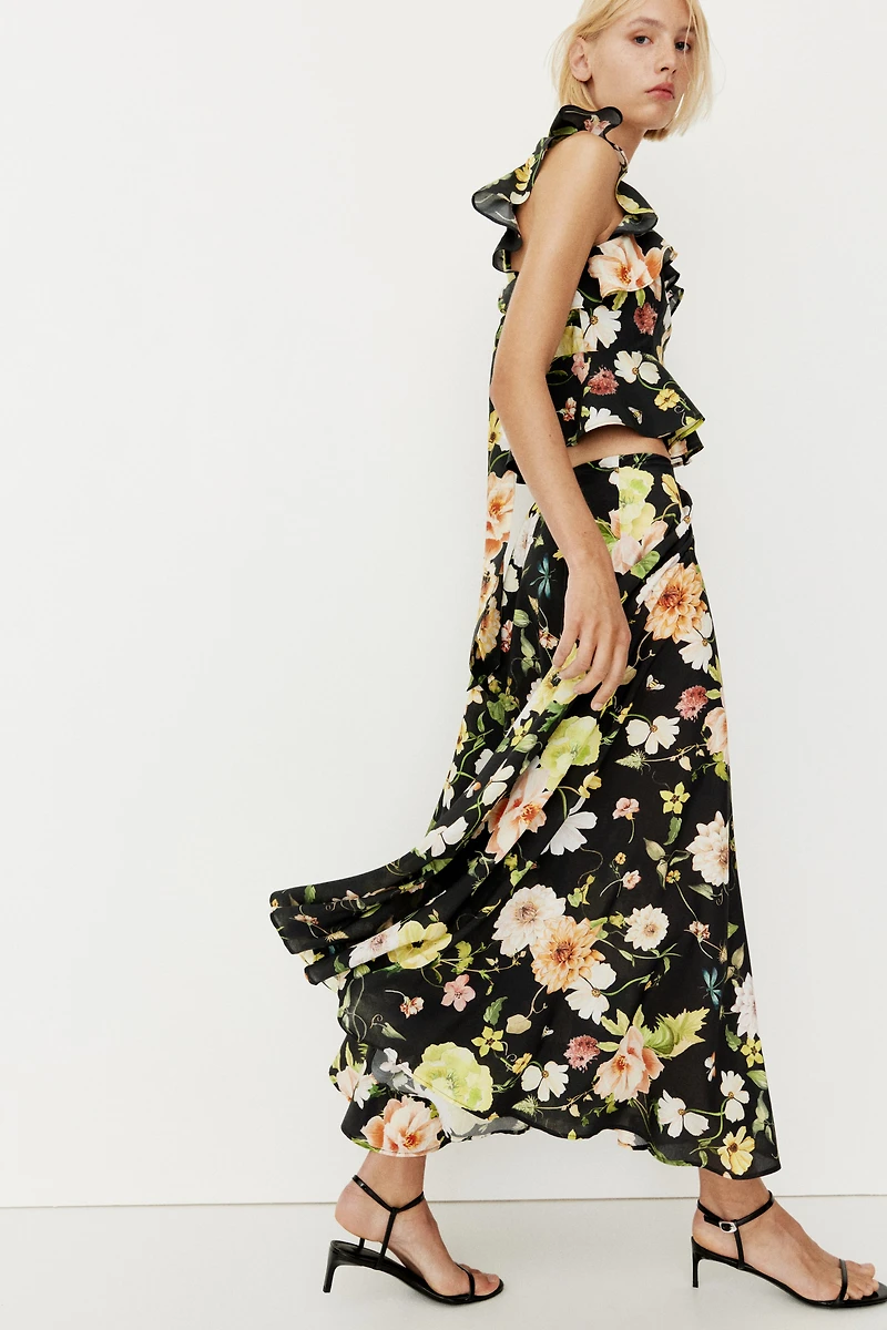 Voluminous Maxi Skirt