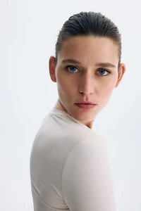 Long-sleeved Microfiber Top