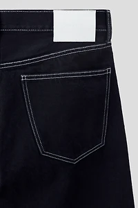 Loose-Fit Twisted Jeans