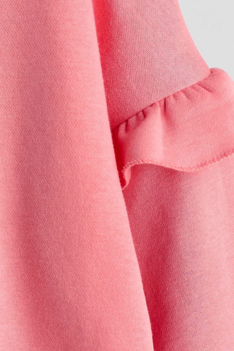 Ruffled Sweatshirt
