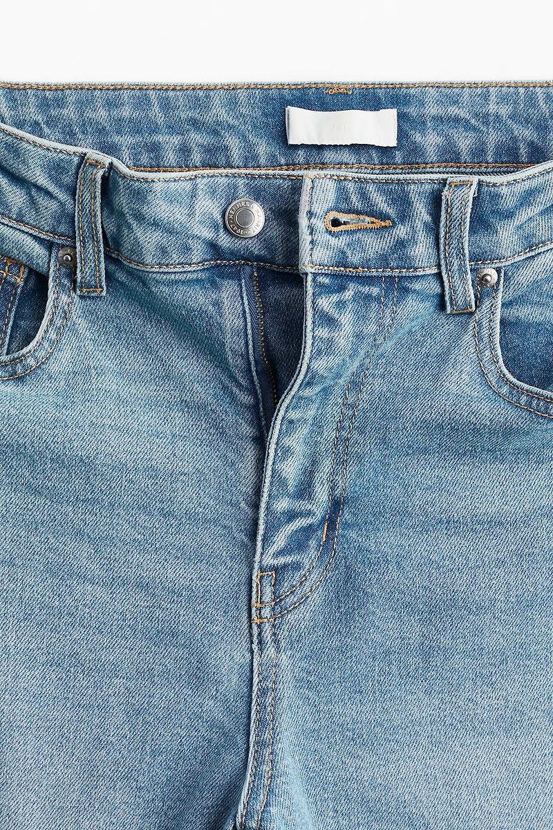 Tapered Jeans