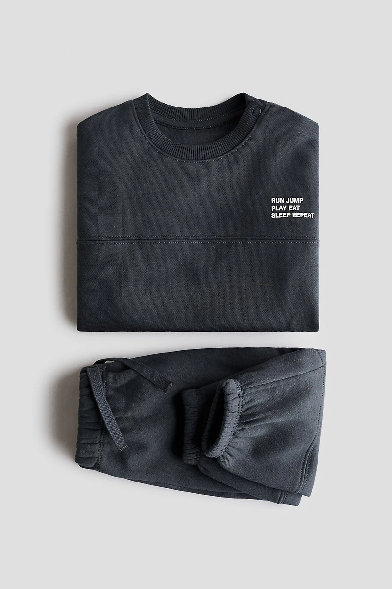 2-Piece Sweatshirt and Joggers Set