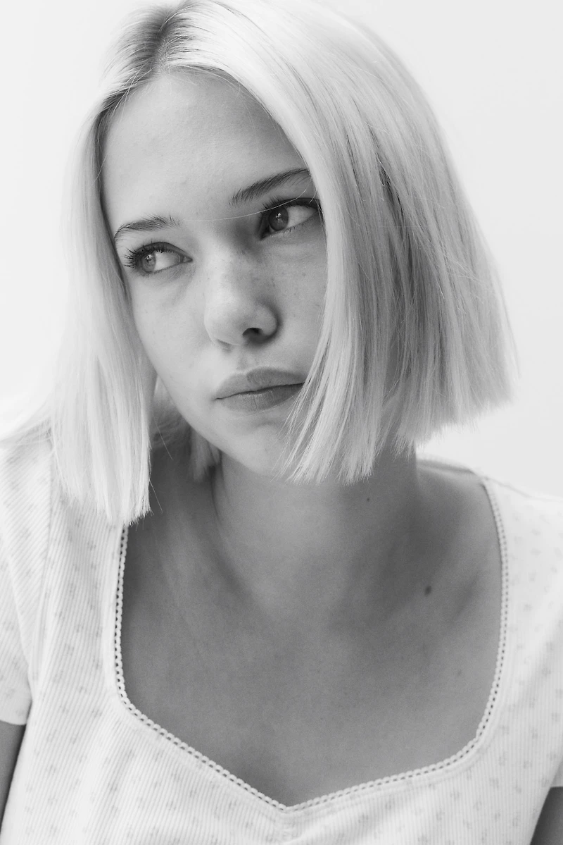 Picot-Trimmed T-Shirt