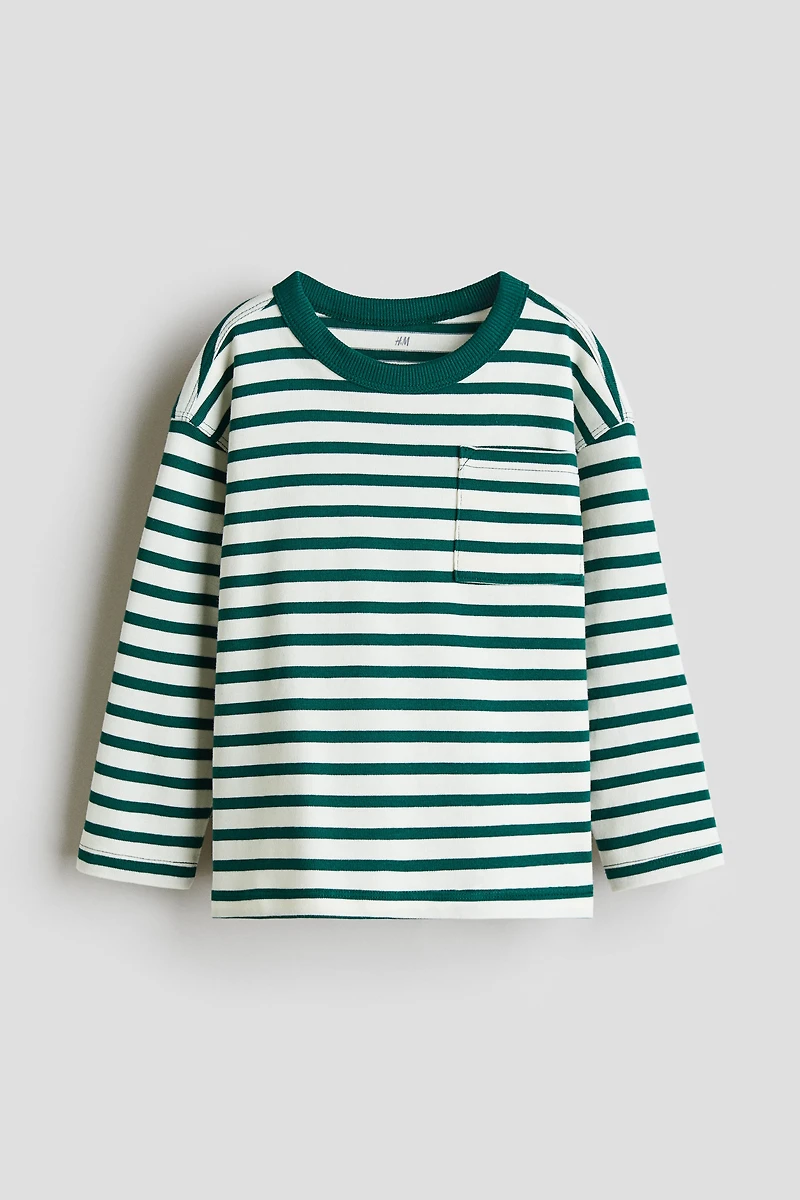 Long-sleeved T-shirt
