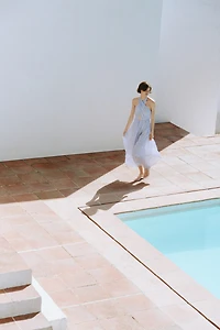 Robe dos nu avec ceinture