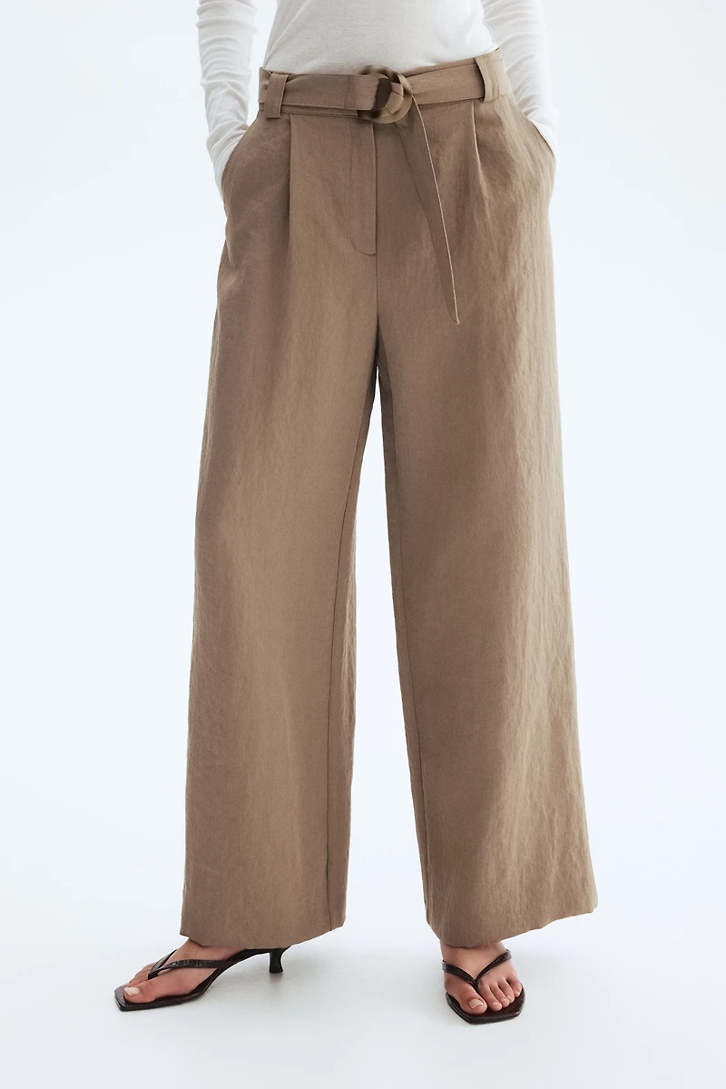 Wide-Leg Pants with Belt