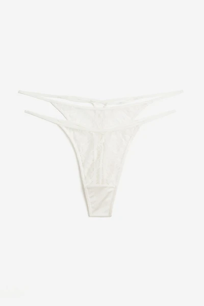 Lot de 2 culottes Thong en dentelle