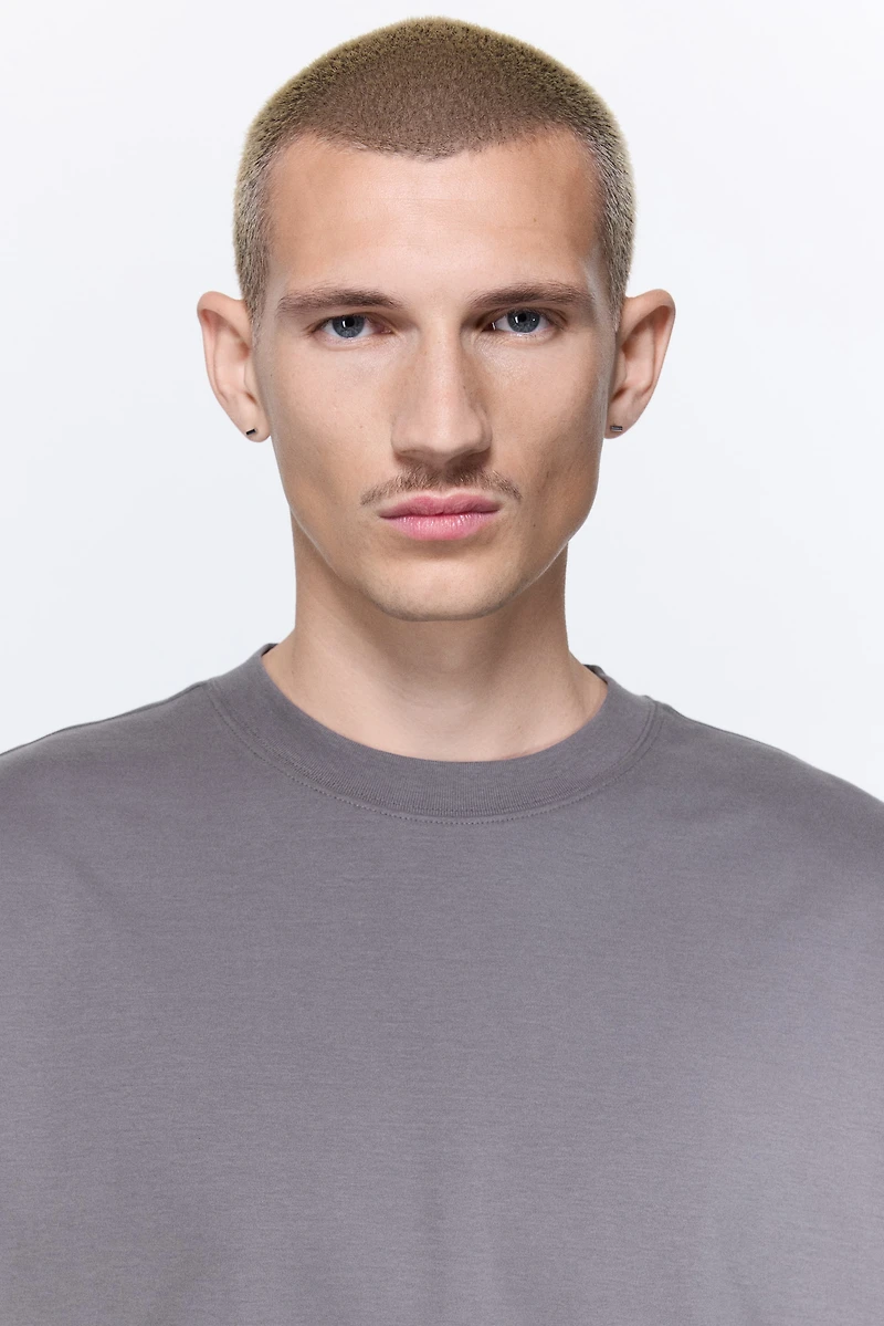 Oversized-Fit T-Shirt